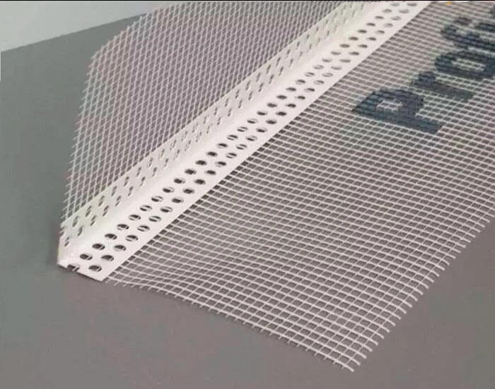 Угол перфорированный ПВХ с сеткой 100x150x3000мм Profigips